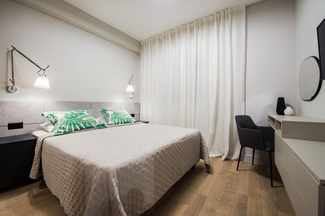 Luxury Apartments Elizabeth Podstrana Buitenkant foto